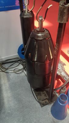 Hydraulic Pressure Expander Pipe In-Situ Replacement System with Radial Expansion Force and Automatic Threaded Tie Rod Traction for Lightweight Quick-Install